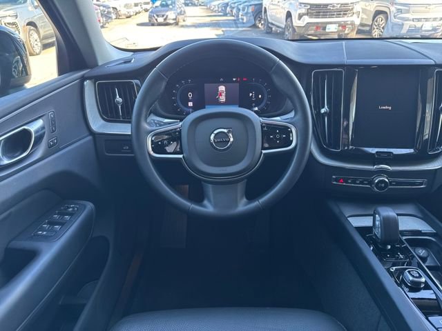 Used 2025 Volvo XC60 B5 Plus image 13
