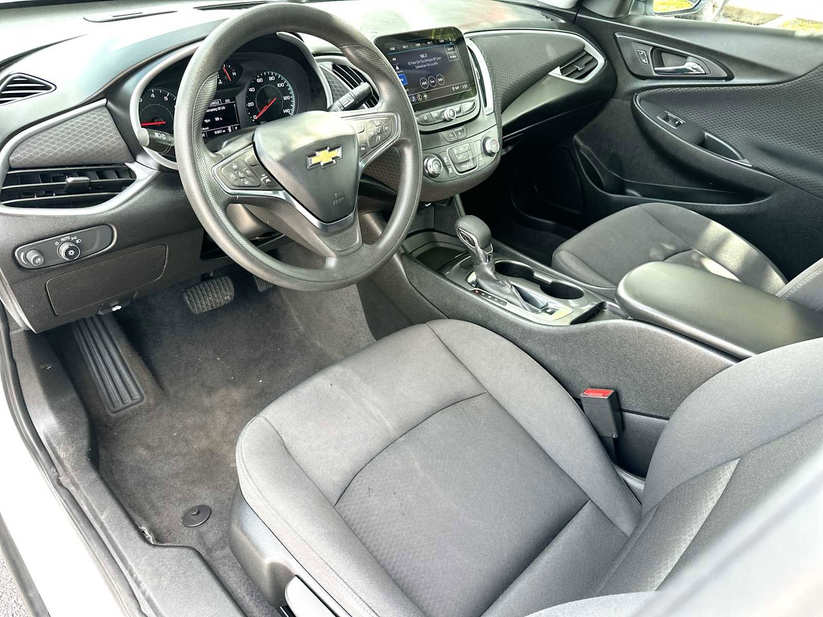 Used 2023 Chevrolet Malibu LS FWD image 18