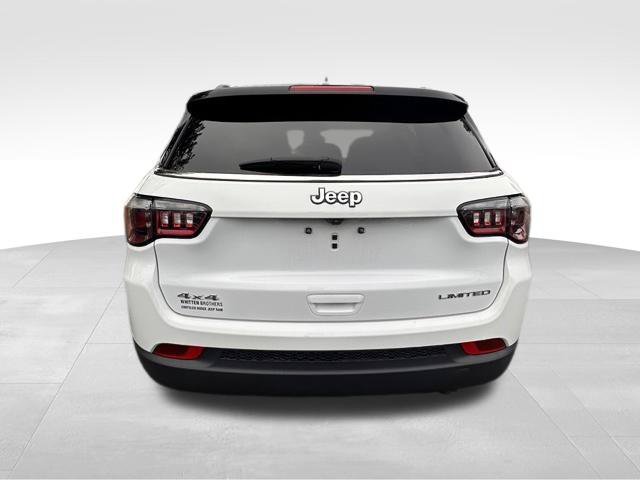 Used 2022 Jeep Compass Limited AWD/4WD image 5