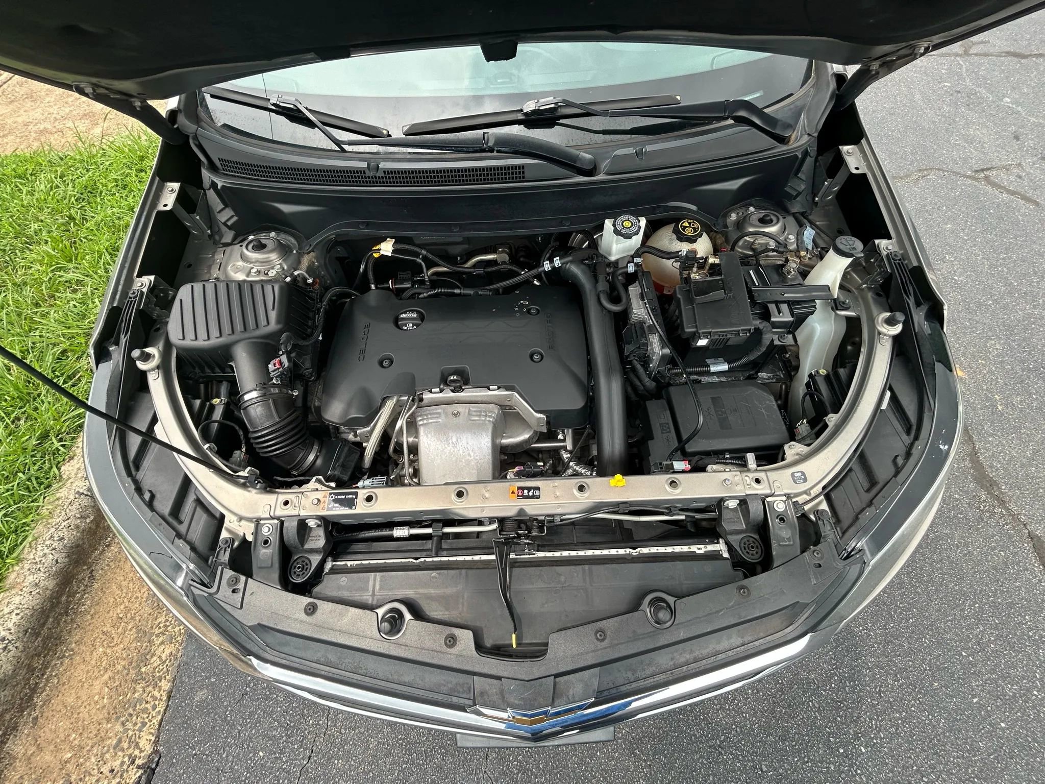 Used 2018 Chevrolet Equinox LT image 16