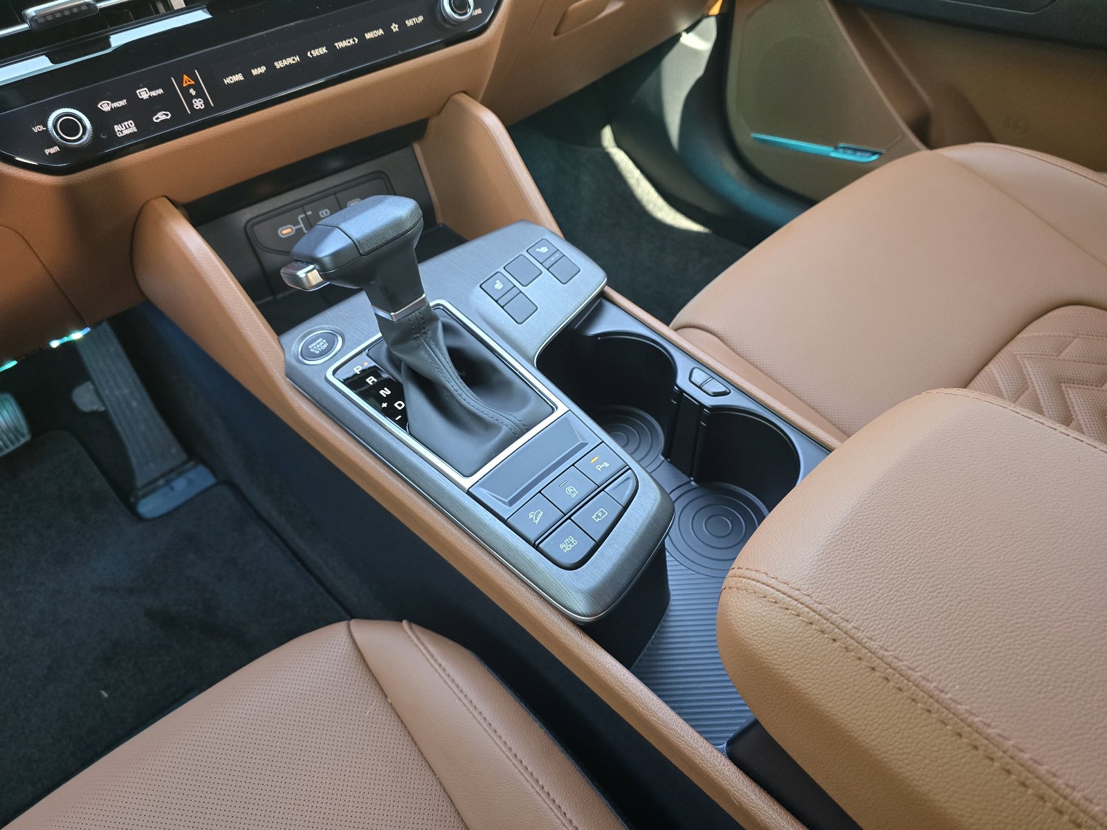 Used 2026 Kia Sportage X-Line w/ X-Line Technology Package image 16