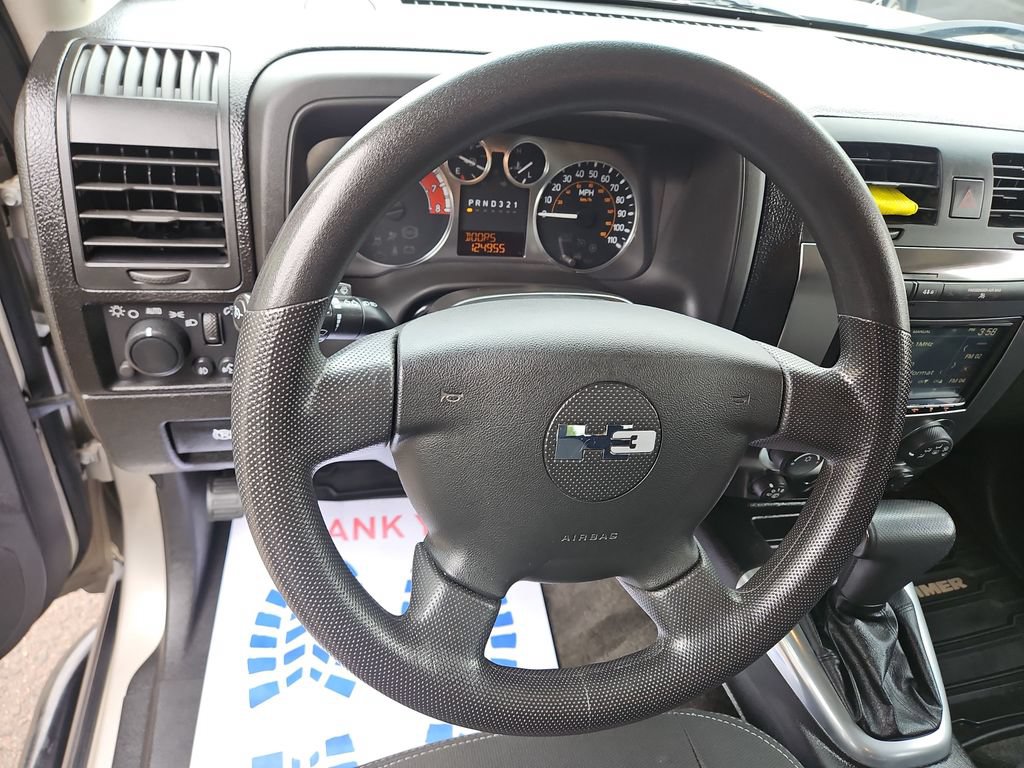 Used 2009 HUMMER H3 AWD/4WD image 14