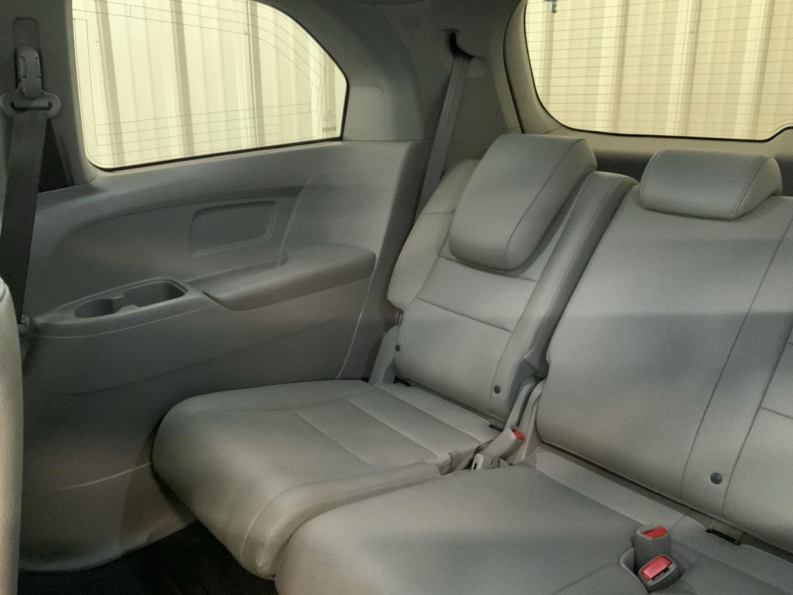 Used 2016 Honda Odyssey EX-L image 41