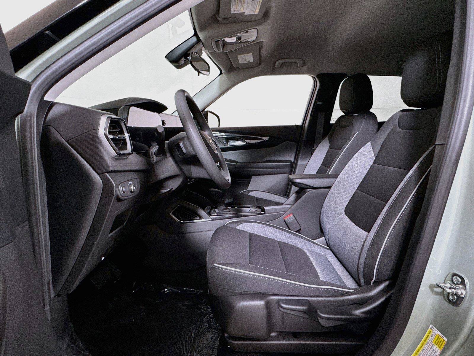 New 2026 Chevrolet TrailBlazer LS w/ LS Convenience Package FWD image 11