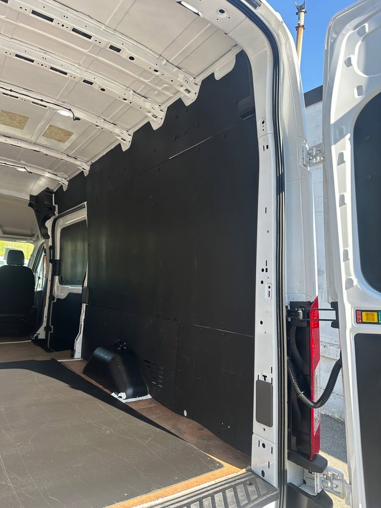 Used 2023 Ford E-Transit 148 High Roof Extended w/ Load Area Protection Package RWD image 24