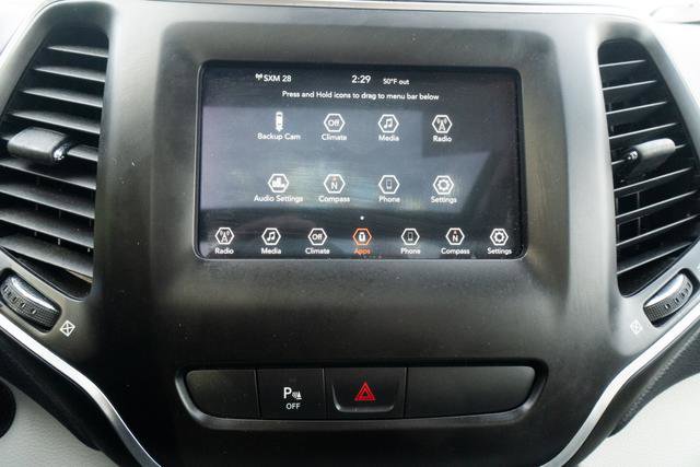 Used 2020 Jeep Cherokee Latitude Plus image 19