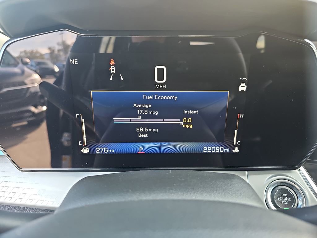 Used 2025 Chevrolet Trax LT w/ LT Convenience Package image 10