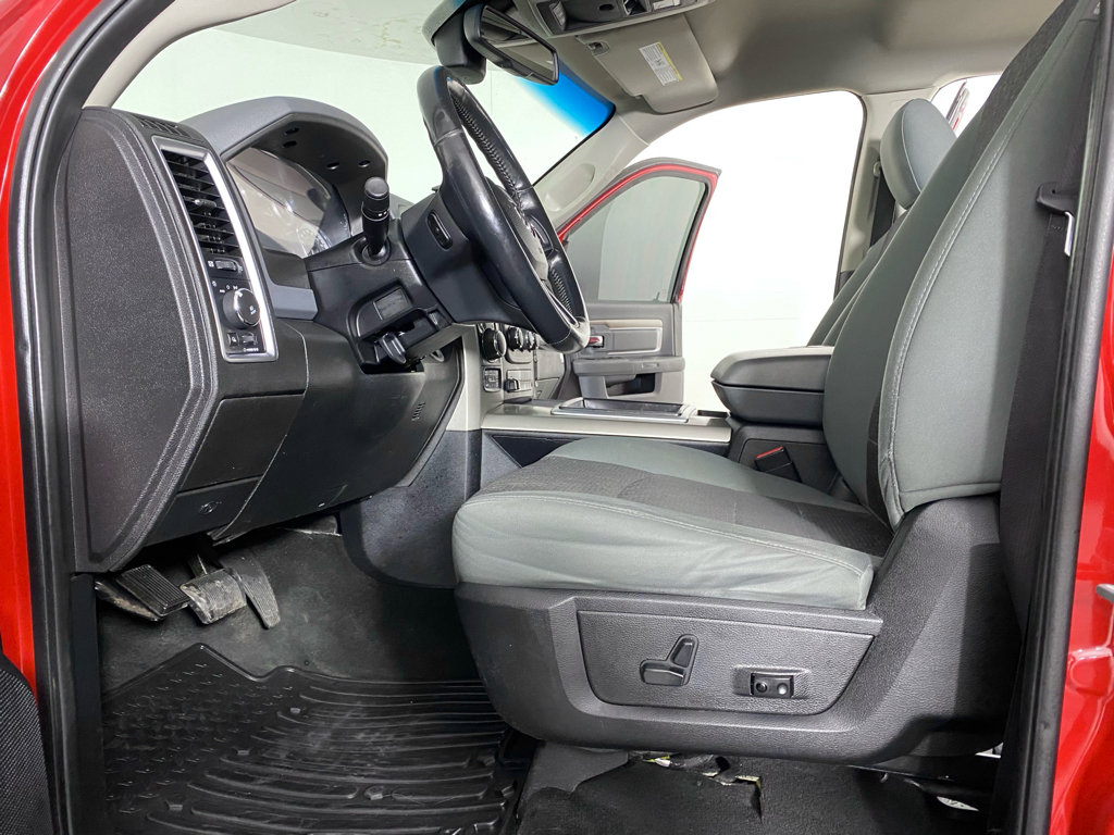 Used 2014 RAM 1500 Outdoorsman image 11