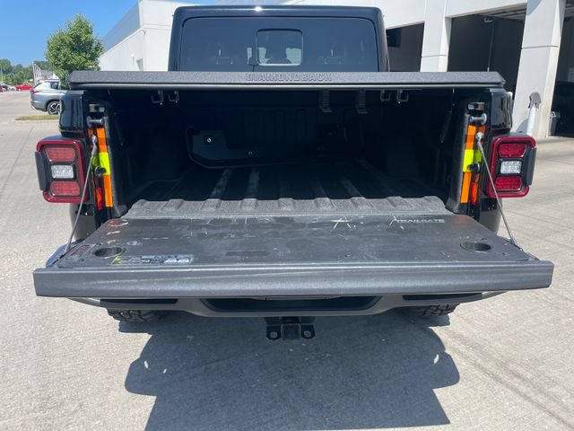 Used 2025 Jeep Gladiator Mojave w/ Convenience Group AWD/4WD image 23