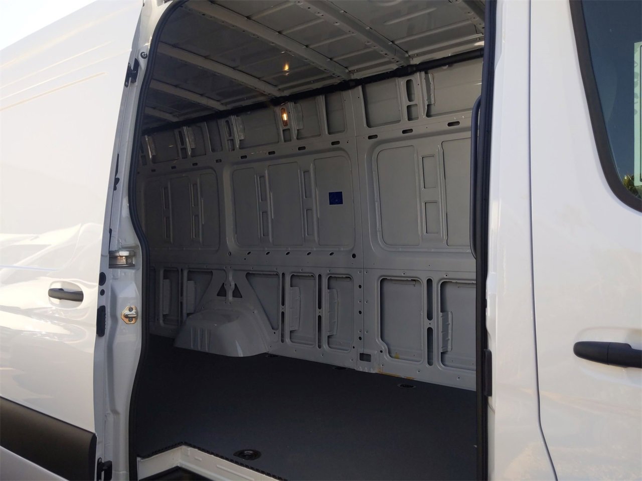 New 2025 Mercedes-Benz Sprinter 3500 image 7