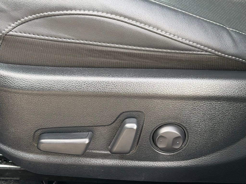 Used 2024 Kia Seltos EX image 11