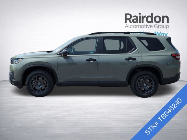 Used 2026 Honda Pilot TrailSport image 4