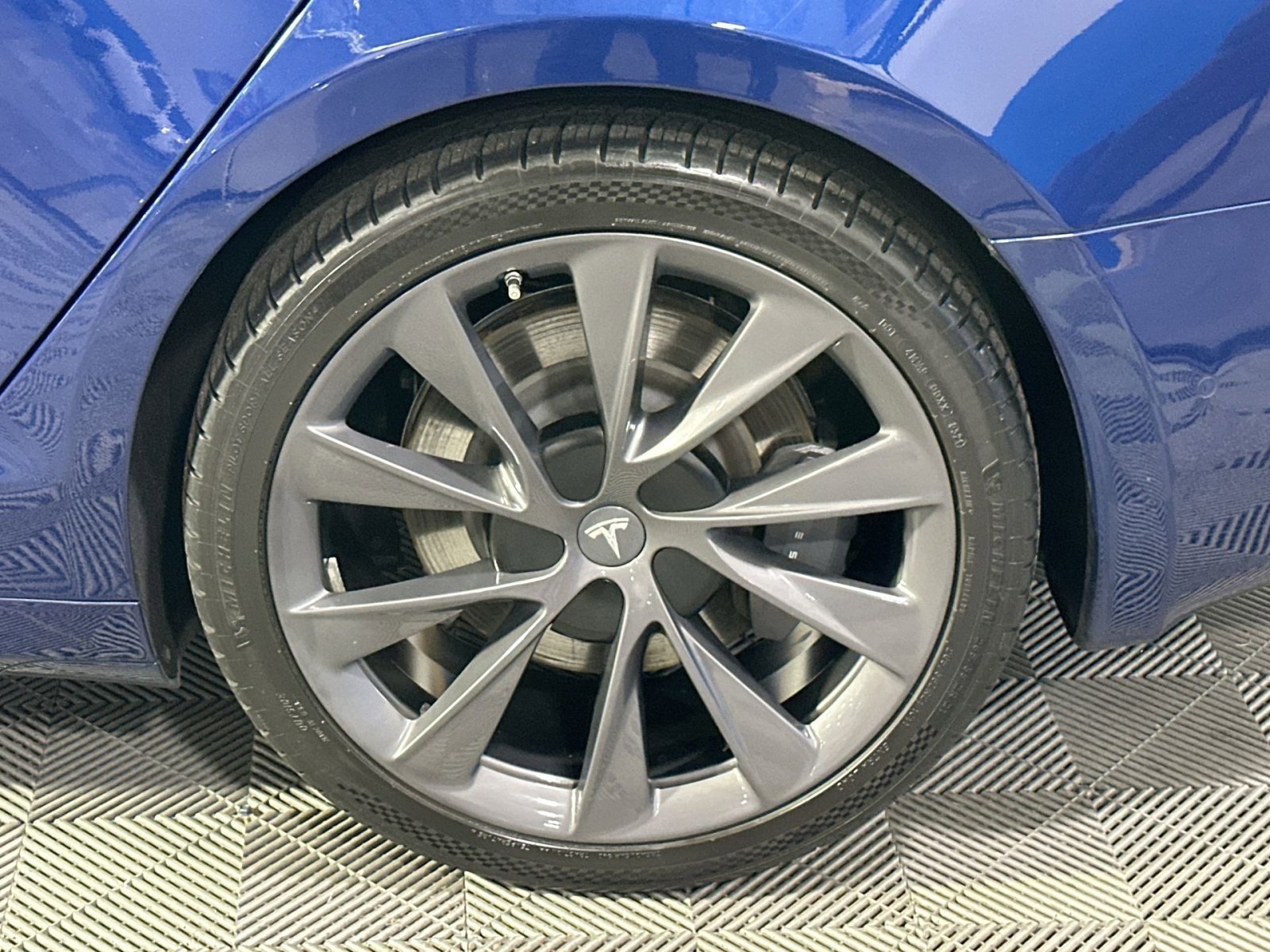 Used 2019 Tesla Model S Long Range image 12