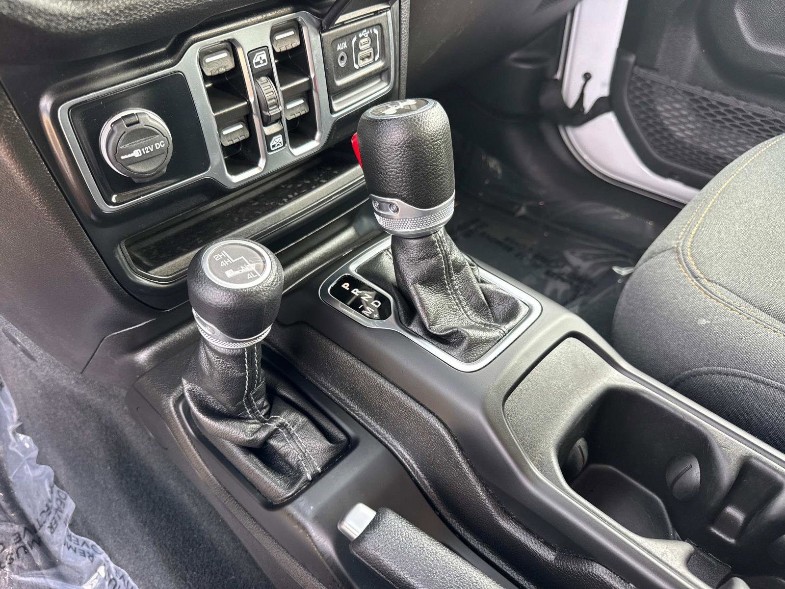 Used 2024 Jeep Wrangler Sport S image 26