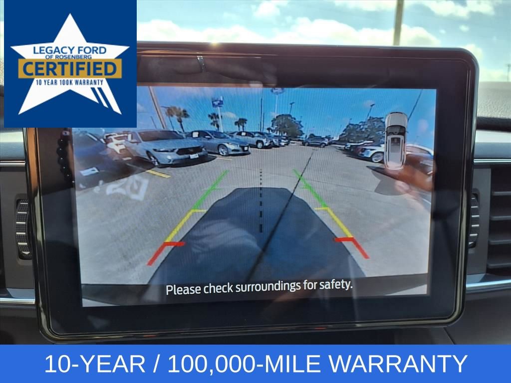 Used 2024 Ford Explorer XLT w/ Equipment Group 202A image 10