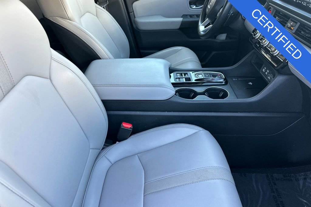 Certified 2025 Honda Pilot EX-L image 17