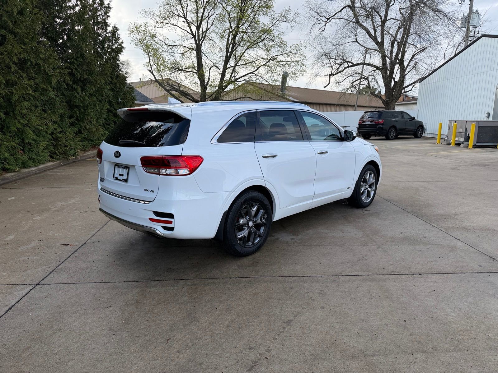 Used 2017 Kia Sorento SX image 29