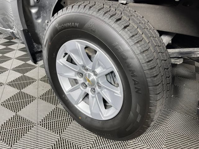 Used 2025 Chevrolet Silverado 1500 LT RWD image 15