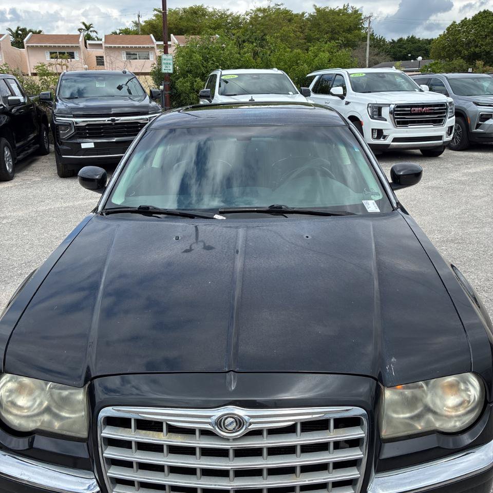 Used 2008 Chrysler 300 Limited RWD image 9