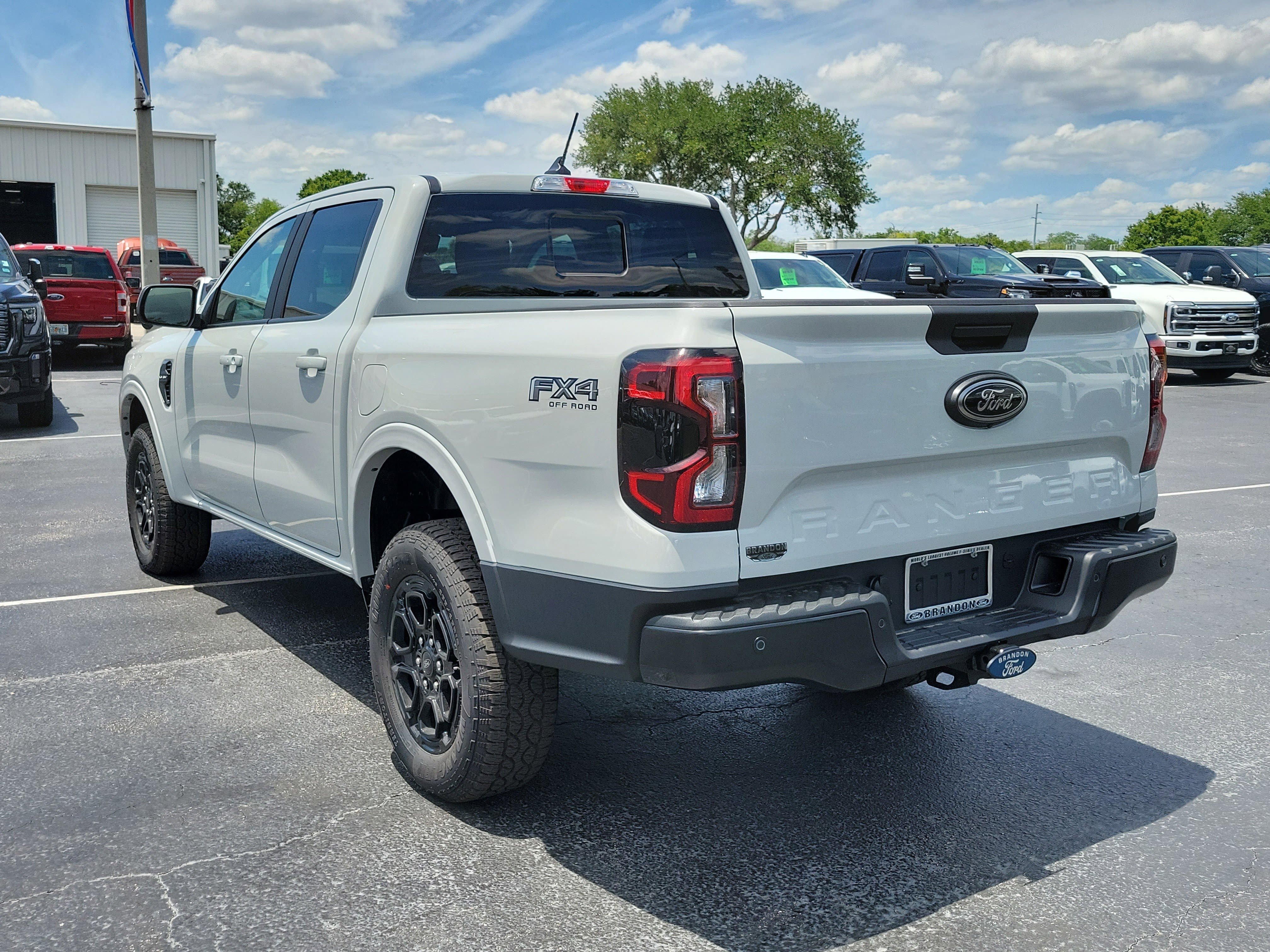 New 2026 Ford Ranger Lariat w/ FX4 Off-Road Package AWD/4WD image 8