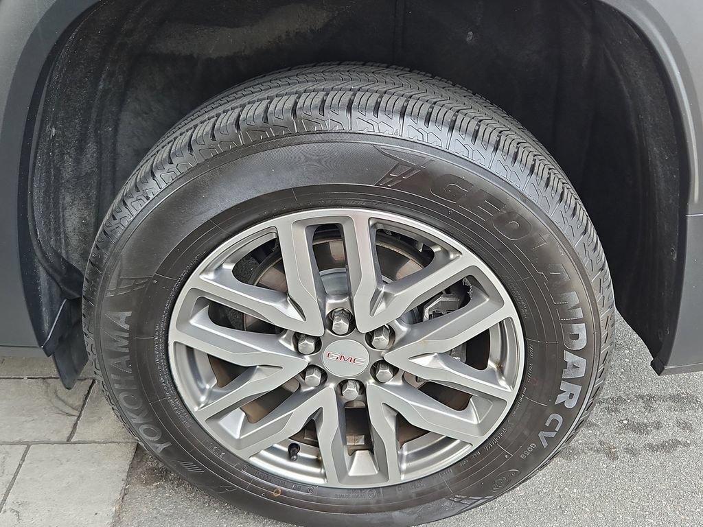 Used 2019 GMC Acadia SLE FWD image 31