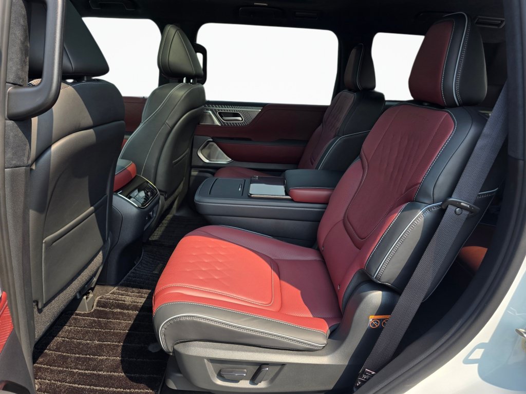 New 2027 INFINITI QX80 Autograph AWD/4WD image 18