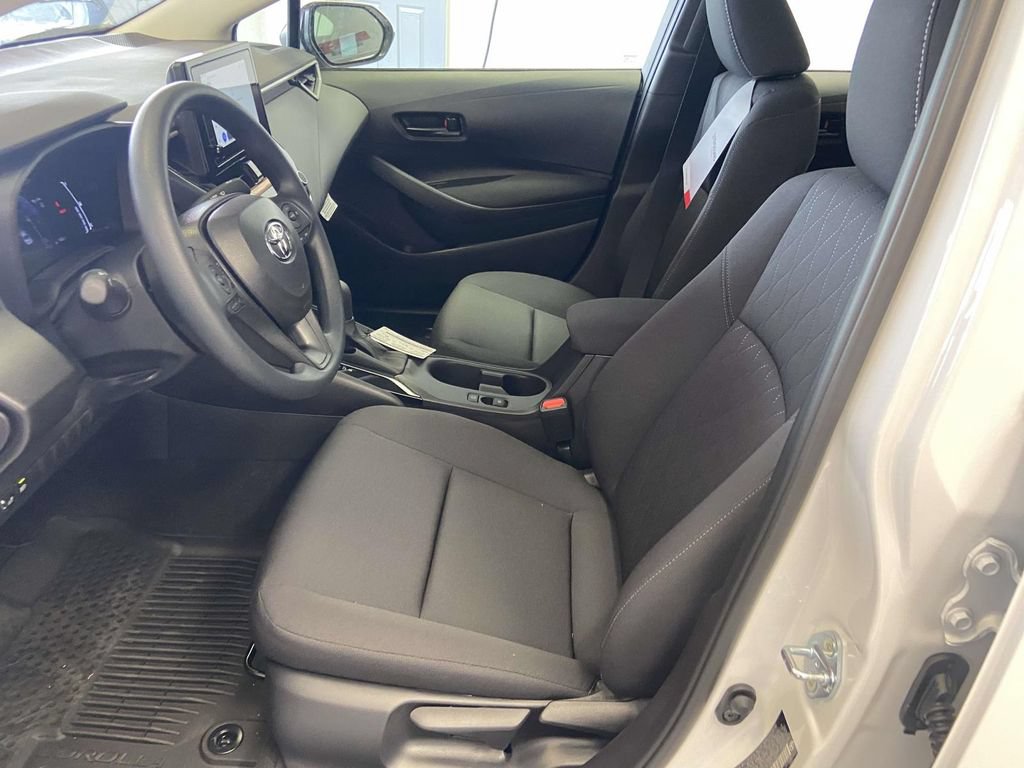 Used 2026 Toyota Corolla LE w/ LE Premium Package FWD image 16