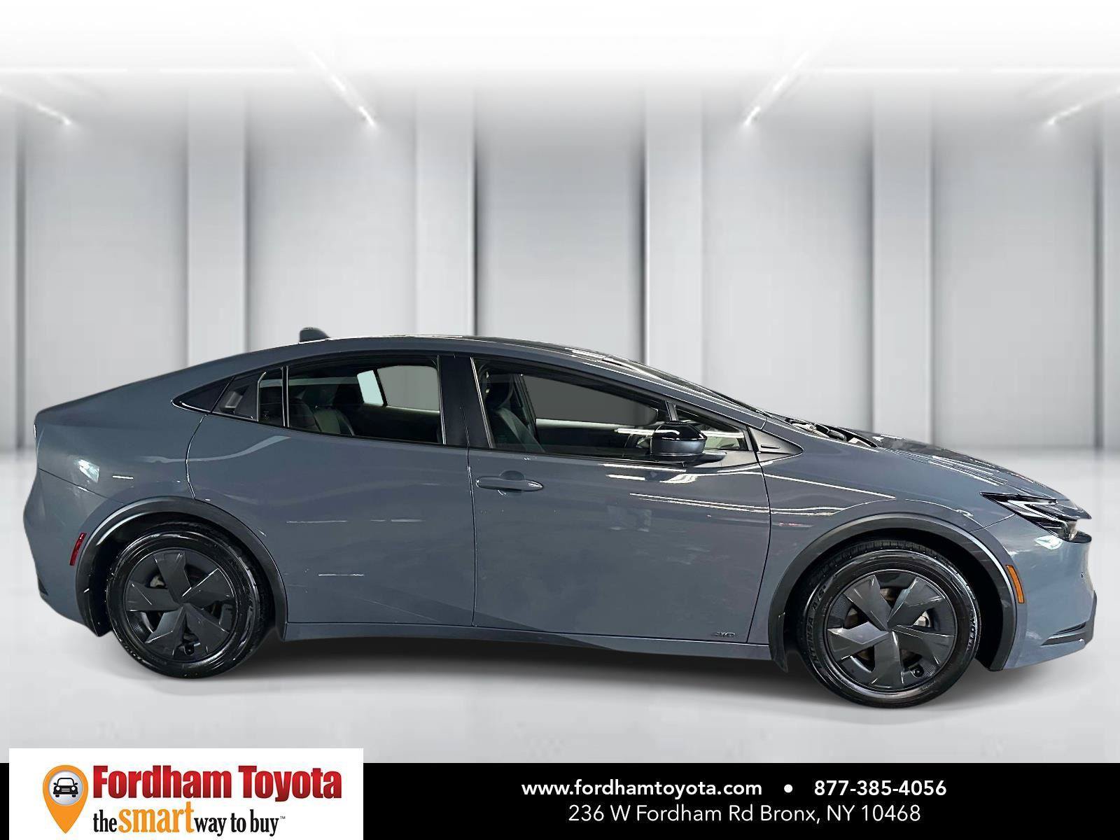 Certified 2024 Toyota Prius LE AWD/4WD image 2