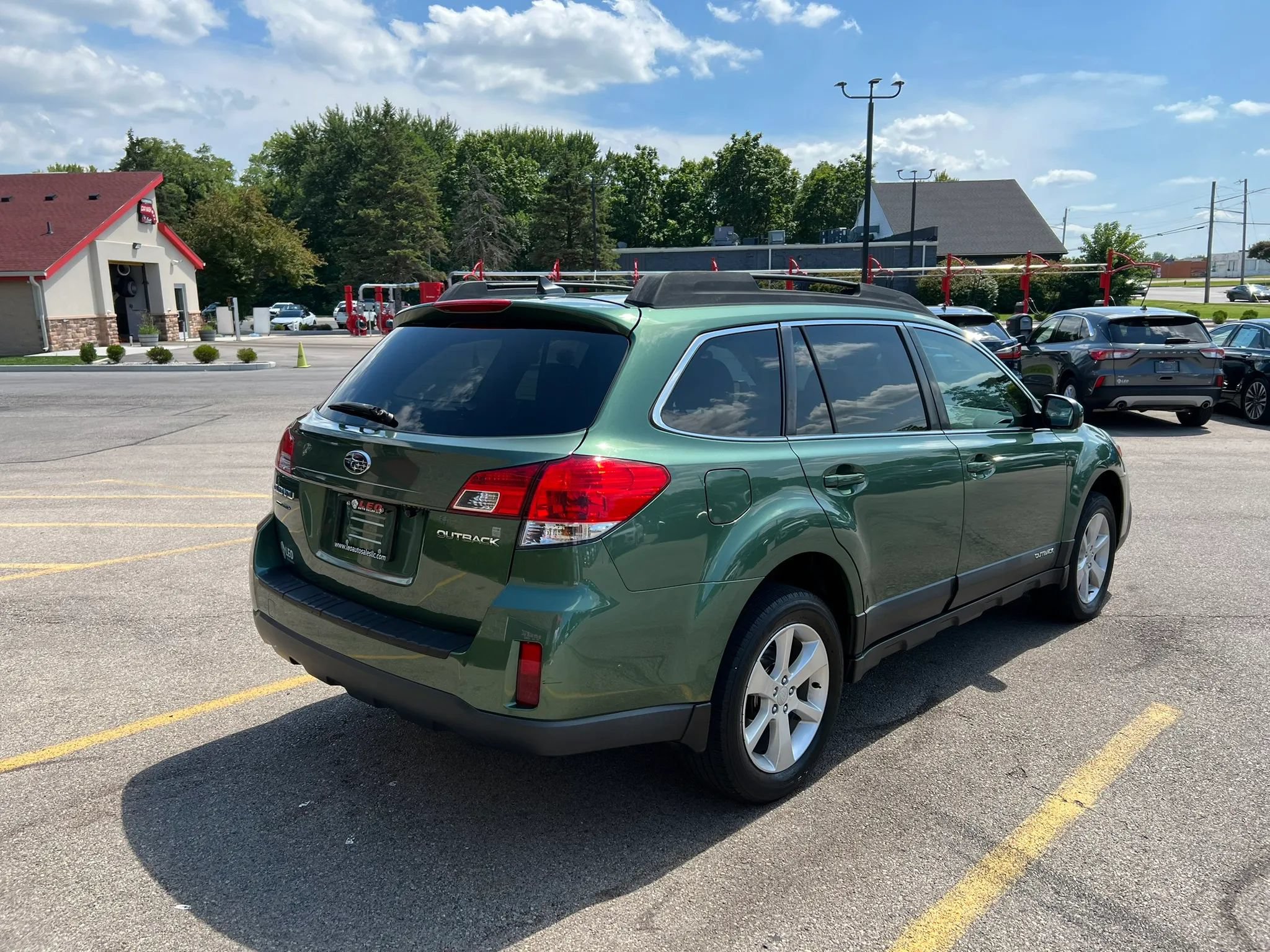Used 2014 Subaru Outback 2.5i Premium w/ Popular Package #1B AWD/4WD image 5
