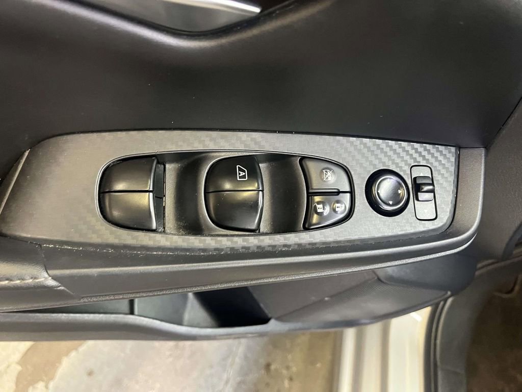 Used 2022 Nissan Sentra SV image 17