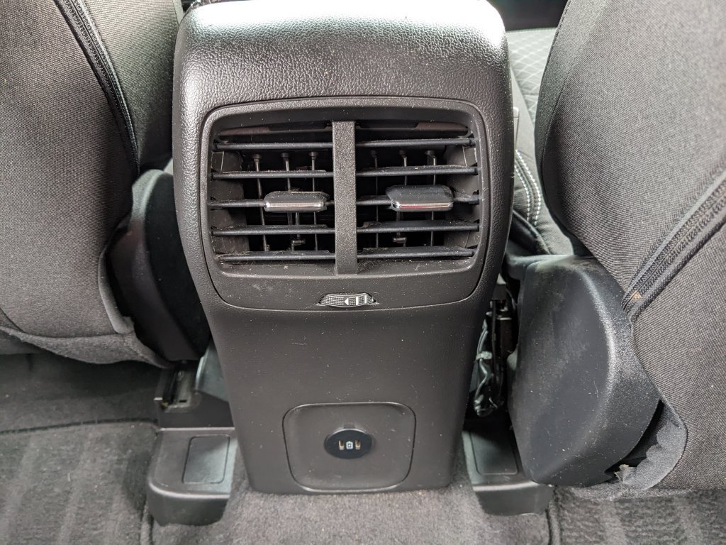 Certified 2024 Ford Escape Active FWD image 17