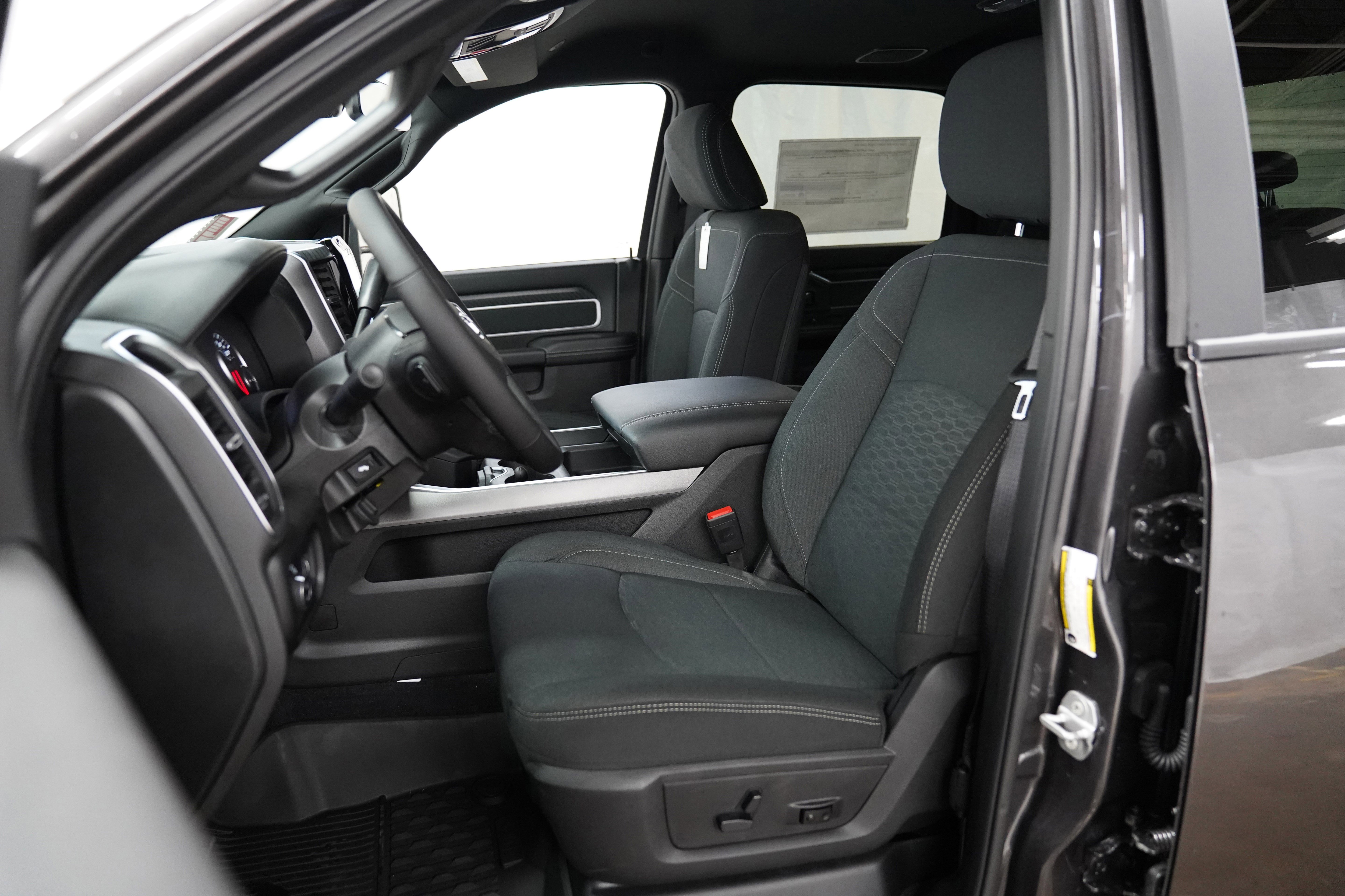 New 2026 RAM 2500 Big Horn image 4