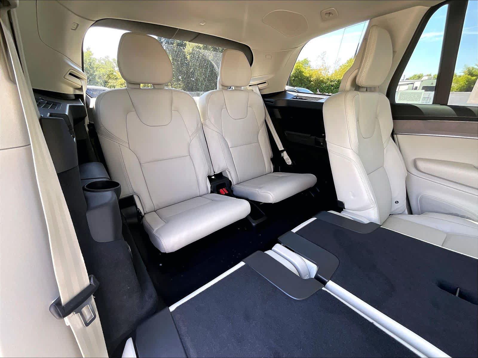 New 2026 Volvo XC90 T8 Ultra w/ Protection Package Premier AWD/4WD image 28