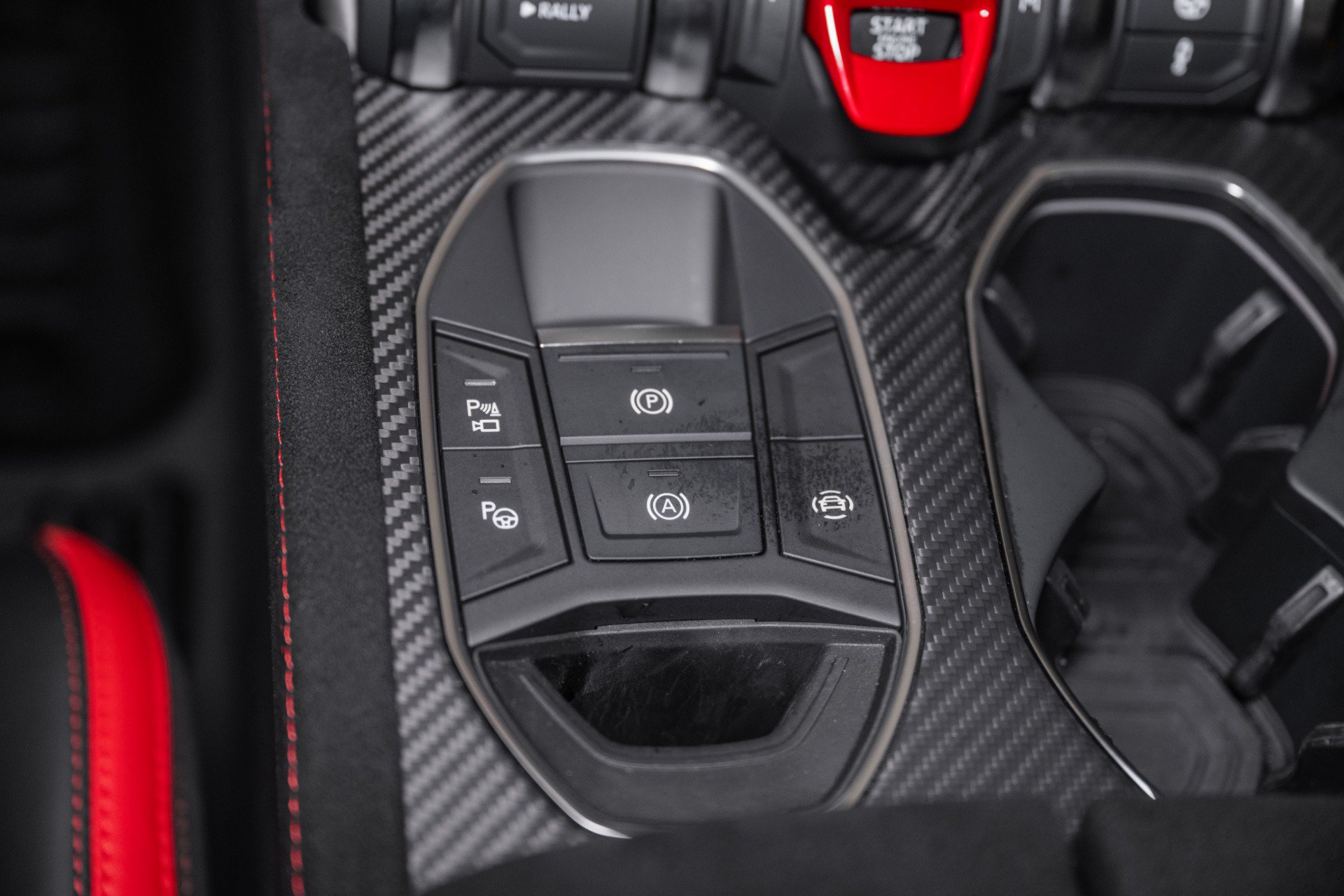 Used 2024 Lamborghini Urus Performante AWD/4WD image 47