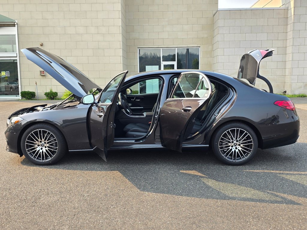New 2026 Mercedes-Benz C 300 4MATIC Sedan image 12