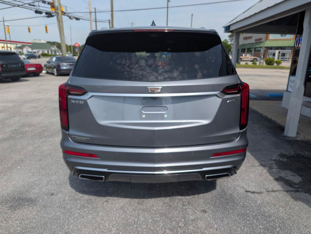 Used 2021 Cadillac XT6 Premium Luxury w/ Platinum Package FWD image 6