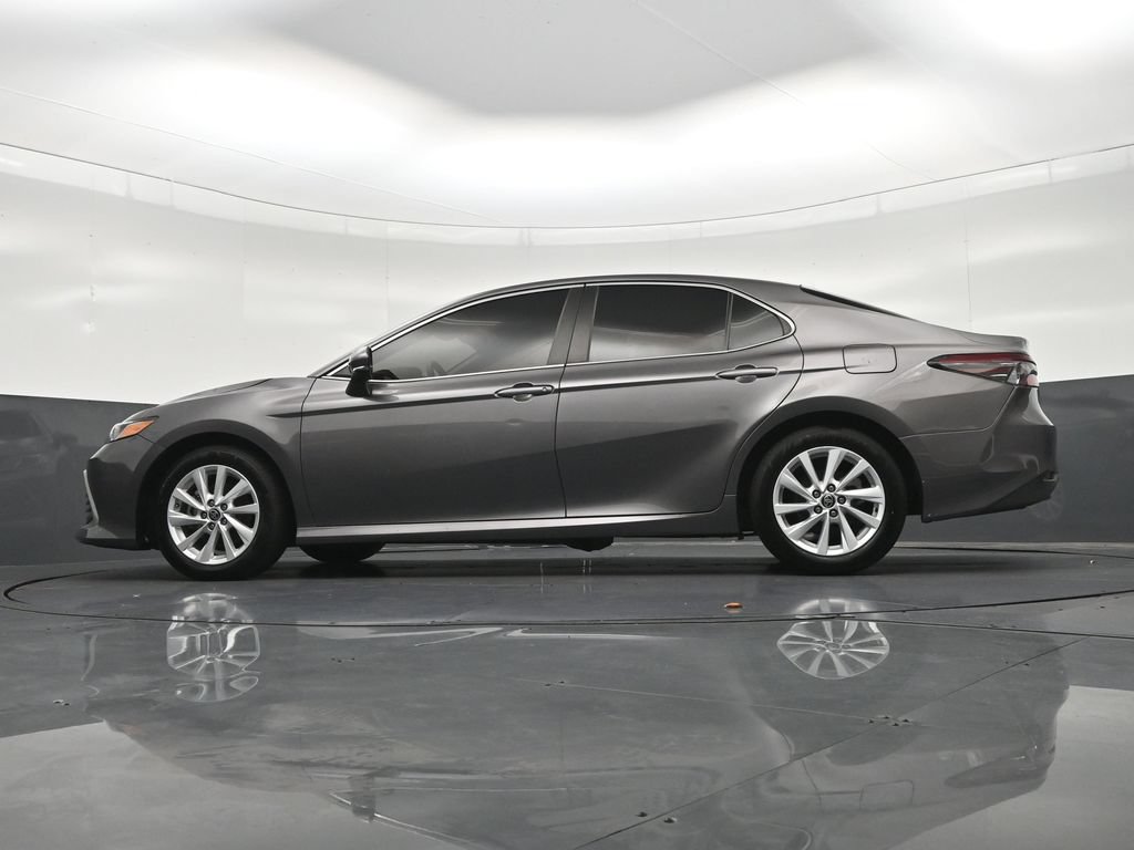 Used 2024 Toyota Camry LE w/ Convenience Package FWD image 25