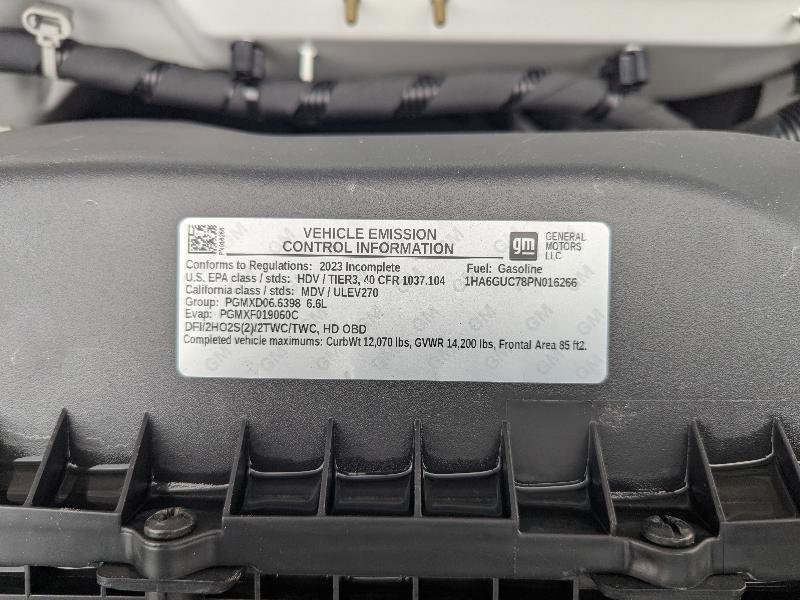 Used 2023 Chevrolet Express 4500 w/ Power Convenience Package RWD image 30