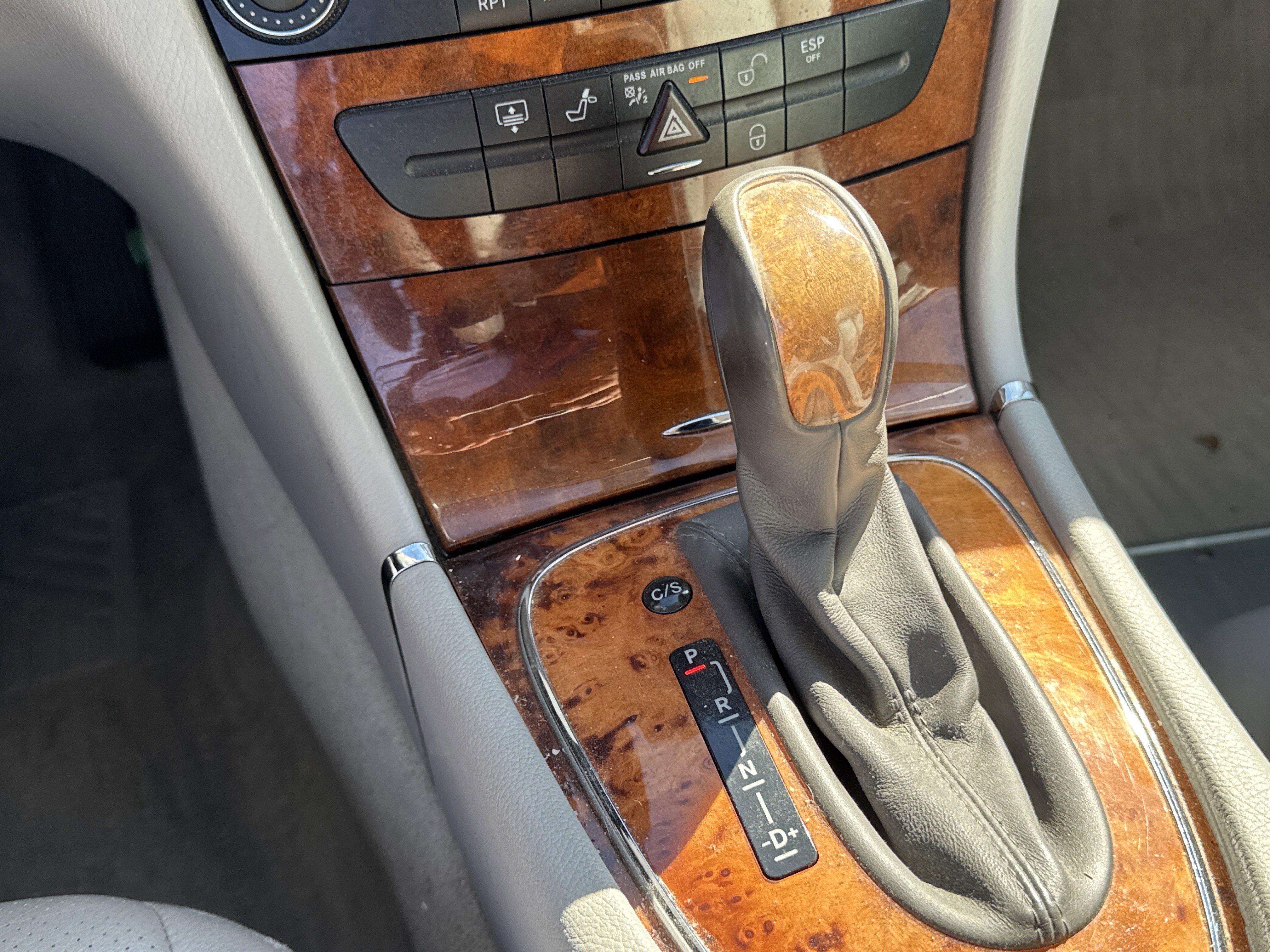 Used 2006 Mercedes-Benz E 320 CDI Sedan image 18