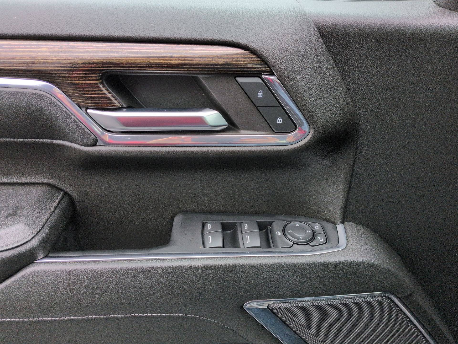 Certified 2024 GMC Sierra 1500 Elevation image 23