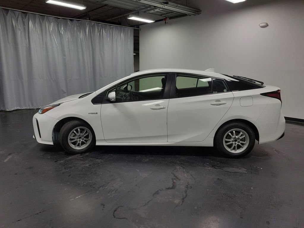 Used 2022 Toyota Prius Limited image 5