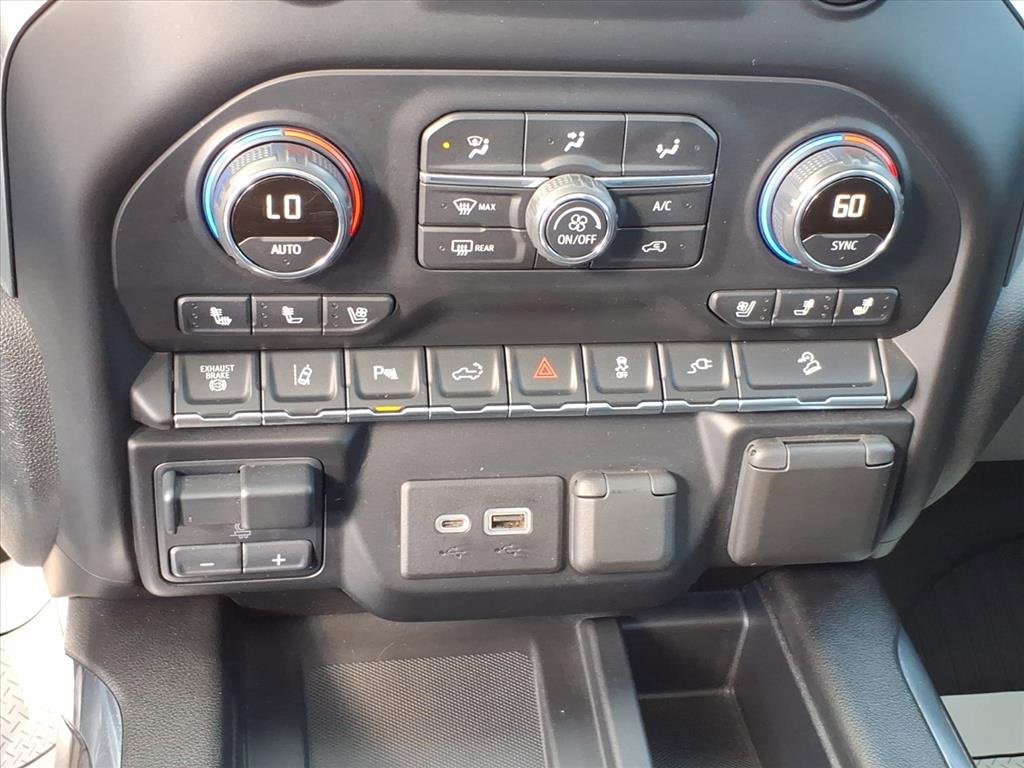 Certified 2020 Chevrolet Silverado 2500 LTZ w/ LTZ Premium Package image 22