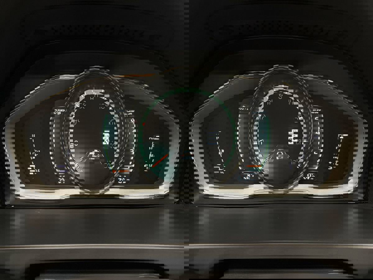 Used 2018 Volvo V60 T6 Polestar image 13