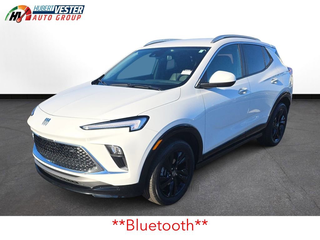 Used 2024 Buick Encore GX Sport Touring w/ Comfort Package image 2