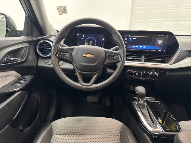 Used 2024 Chevrolet Trax LT image 22