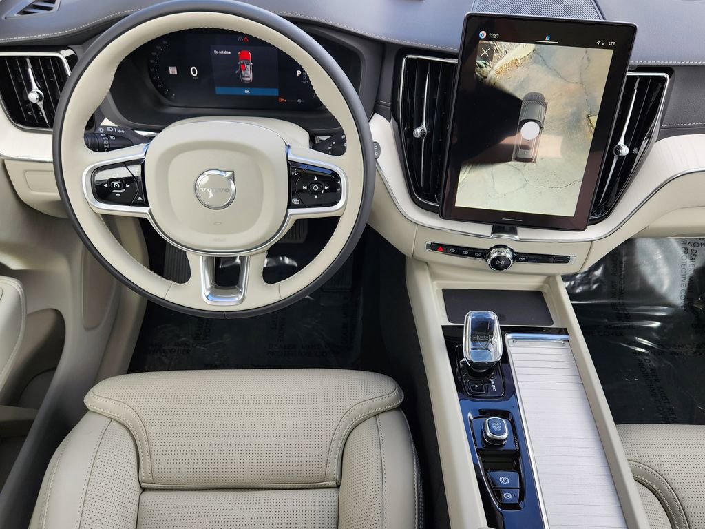 New 2026 Volvo XC60 B5 Ultra w/ Protection Package Premier image 3