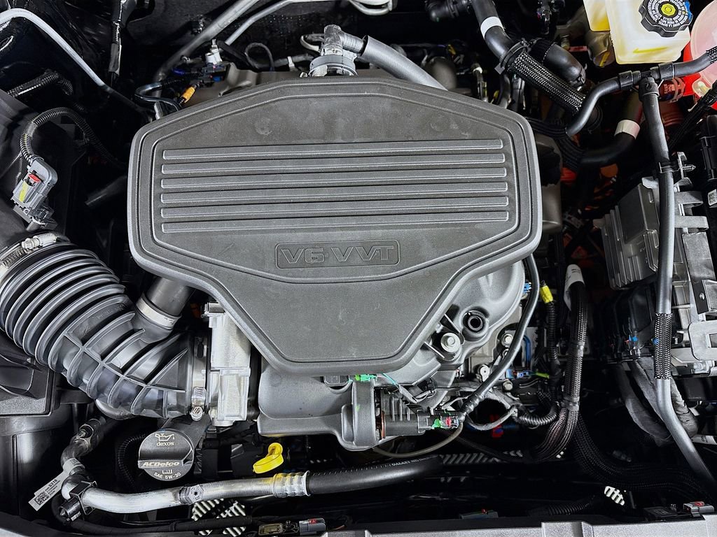 New 2025 Chevrolet Blazer LT w/ Sound & Technology Package image 32