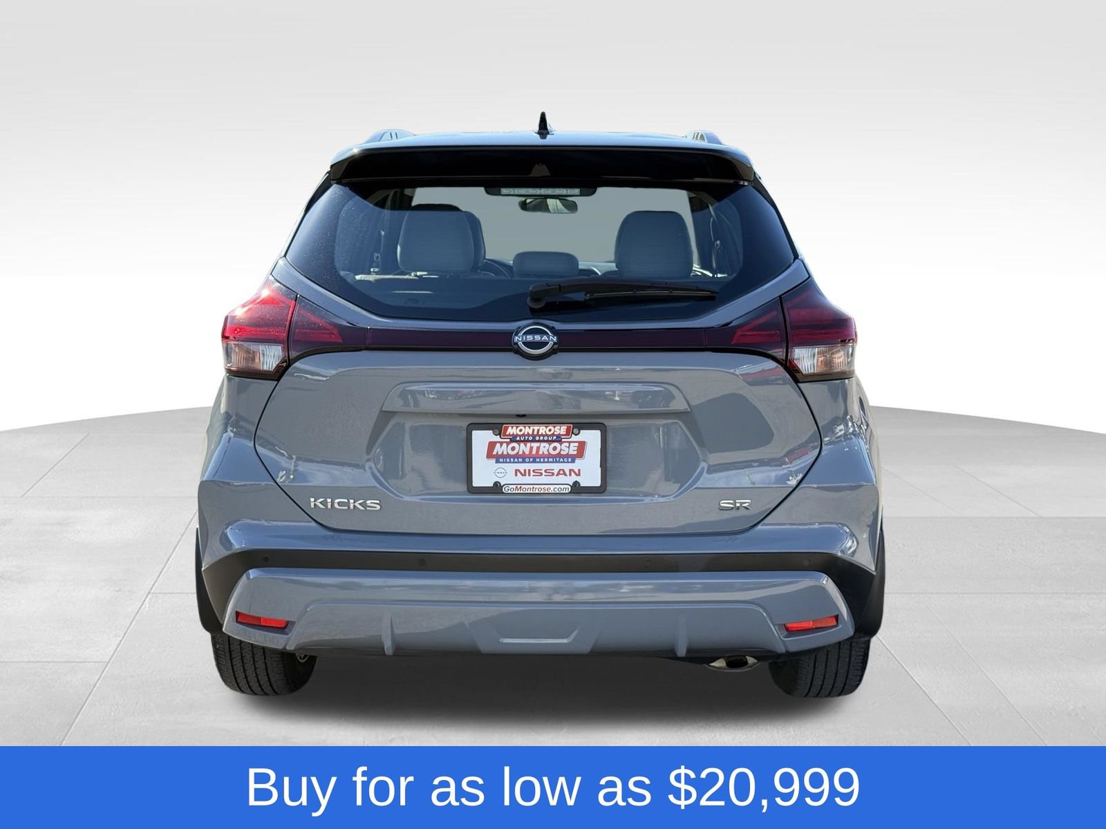 Used 2023 Nissan Kicks SR w/ SR Premium Package FWD image 6