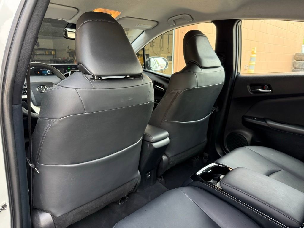 Used 2018 Toyota Prius Prime Advanced FWD image 15