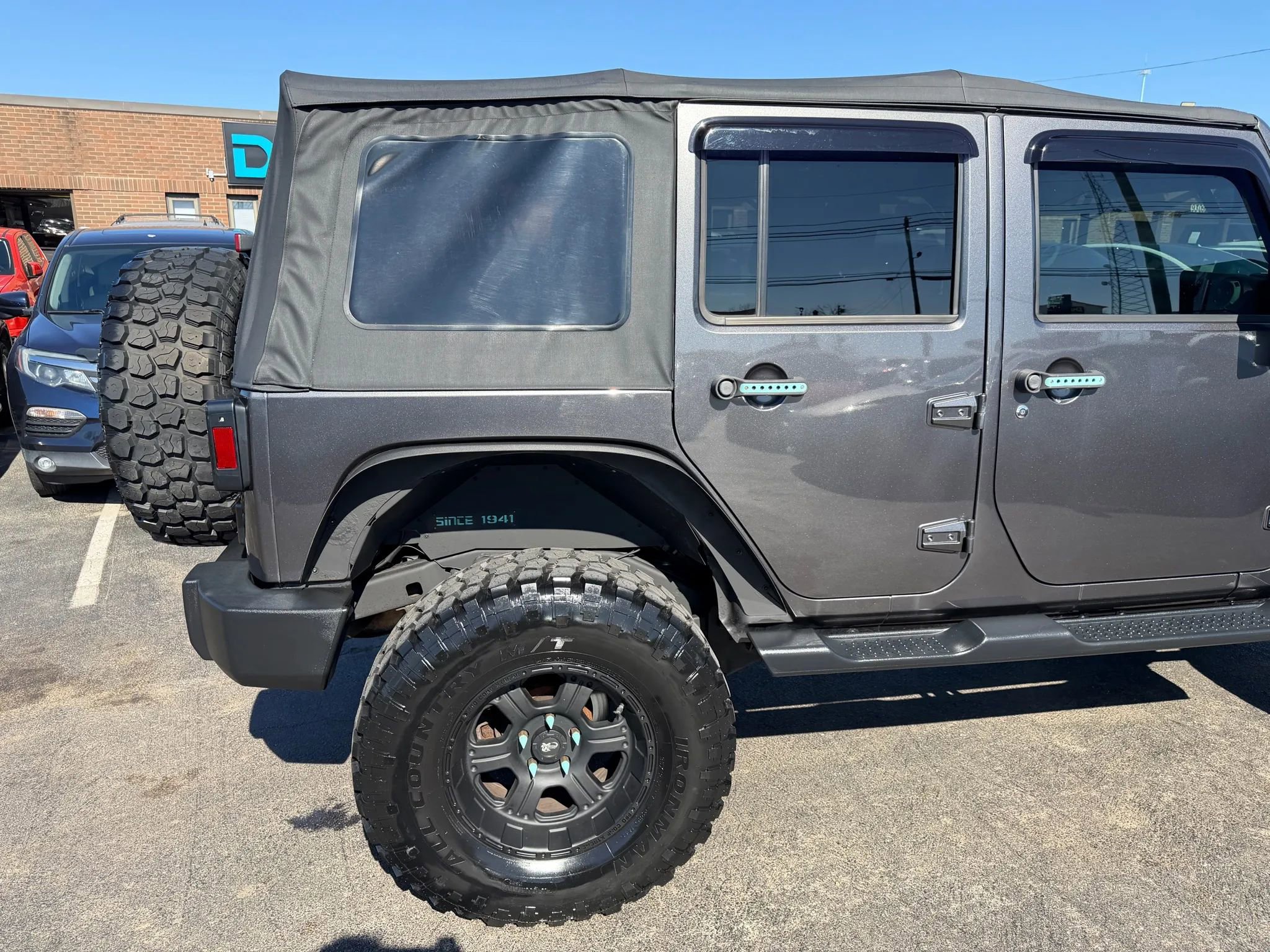 Used 2018 Jeep Wrangler Unlimited Sport S image 44